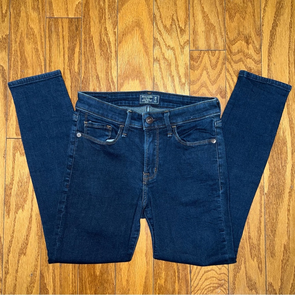 Abercrombie & Fitch Dark Wash Harper Low Rise Ankle Skinny Jeans Size 26